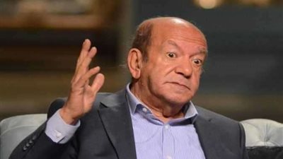 الجلطة أثرت على ايدي ورجلي .. لطفي لبيب: أنا راضي بالمرض والابتلاء