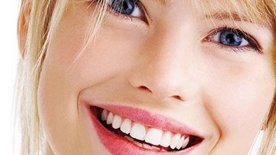 لابتسامة جذابة.. تعرفى على خطوات الحصول على 