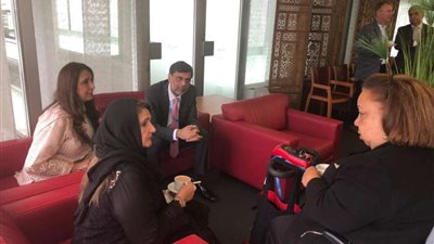 هبة هجرس تستعرض تجربة 