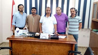 رئيس مركز السادات يلتقى شباب قرية كفر داود بالمنوفية