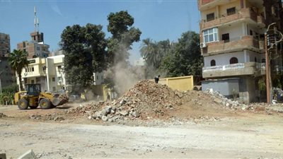 بالتراضي.. إزالة عقار يعوق أعمال تطوير كورنيش النيل ببني سويف