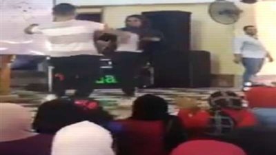 خبير تربوي يعلق على رقص تلاميذ مع مدرسهم بمركز دروس خصوصية