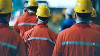 بعد انتشاره في الأقاليم.. كيف يتهرب رجال الأعمال من التأمين على العاملين؟