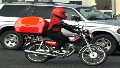 «ديليفري الصيدليات» يثير الجدل تحت قبة البرلمان.. وخبراء: يعرض حياة المواطن للخطر