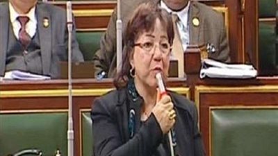 مقترح برلماني باستبدال الزي المدرسي بـ 