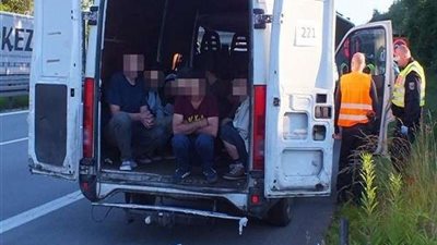 اليونان تبدأ التحقيق في مقتل 6 مهاجرين لباكستان ومصر