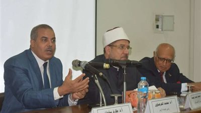 رئيس جامعة الأزهر ووزير الأوقاف يفتتحان دورة لتأهيل دعاة الصعيد