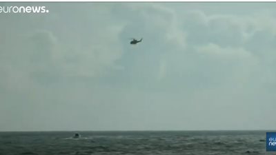 سقوط طائرة حربية إسبانية قبالة الساحل الجنوبي الشرقي (فيديو)