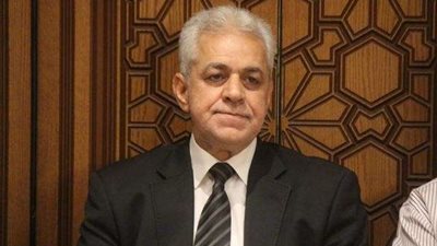 حمدين صباحي يشارك فى عزاء عبد العال الباقوري