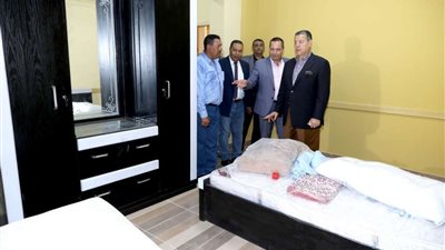 محافظ بني سويف ورئيس الأبنية التعليمية يتفقدان مدرسة STEM استعدادًا لافتتاحها