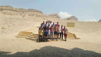 وفود شبابية من 5 جامعات تزور منطقة بني حسن الأثرية بالمنيا