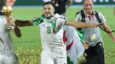 رسميا.. الجزائري يوسف البلايلي ينضم إلى الأهلي