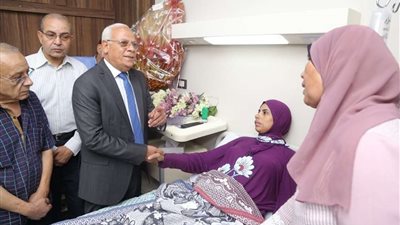 بعد إثارة الجدل.. المحافظ يزور 