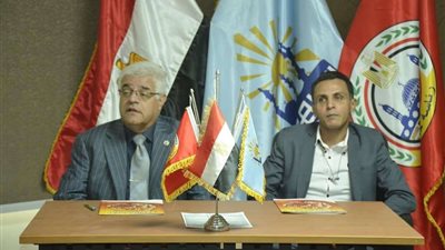 رئيس حي البساتين يوقع بروتكول تعاون لتوفير الأدوية بأسعار مخفضة