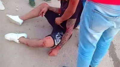 أول صورة لـ عمرو زكي بعد حادث العلمين