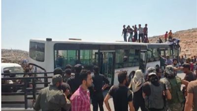 بالفيديو| احتجاجات على الحدود التركية.. وأنقرة تغلق 