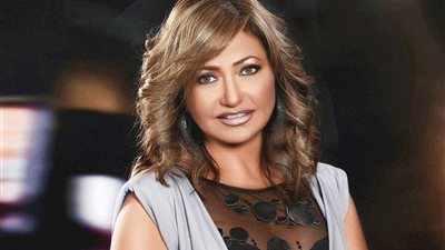 ليلى علوي تهنئ جمهورها بالعام الهجري الجديد