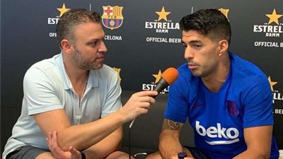 سواريز: لم أفكر في الرحيل عن برشلونة فهو الأفضل في العالم