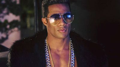 شاهد.. صورة جديدة لمحمد رمضان داخل منزله