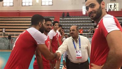 هشام حطب يشهد تتويج منتخب الطائرة ببرونزية الألعاب الإفريقية