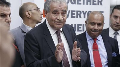 بالصور.. افتتاح مكتب السجل التجاري برمسيس