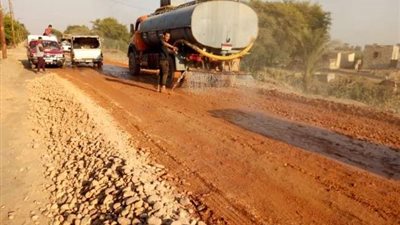 تخصيص 30 مليون جنيه لرصف طرق قرى مركز ديروط بأسيوط
