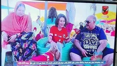 كلب يرتدي قميص القلعة الحمراء.. سقطة لقناة الأهلي وانتفاضة على 