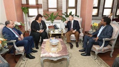 محافظ بني سويف يستقبل وزيرة الثقافة