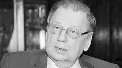 وفاة السفير الروسي في القاهرة