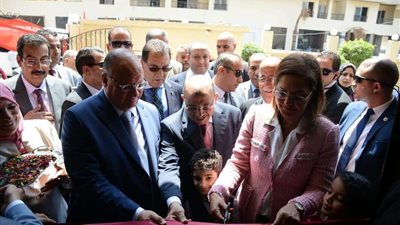 هالة السعيد تفتتح المراكز التكنولوجية لخدمة المواطنين للمحافظة على النظام المركزي المطور