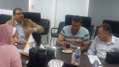 سعفان: نهدف لتوفير حياة كريمة لعمالنا وانتهينا من صرف ١٣ مليون جنيه لشهادات إمان