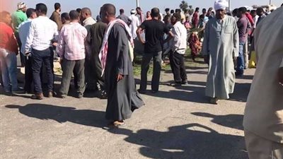 إصابة 3 أشخاص في حادث تصادم بمحور المشير