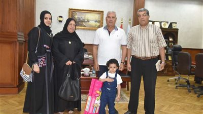 أسرة الرائد محمد نجا سعد تشكر محافظ مطروح على تكريمه