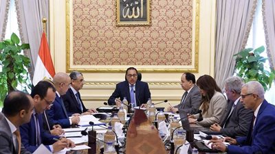 بدء اجتماع الحكومة الأسبوعي لمناقشة عدد من الملفات الهامة