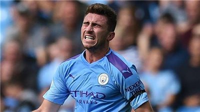 خضوع مدافع مانشستر سيتي لجراحة بالركبة