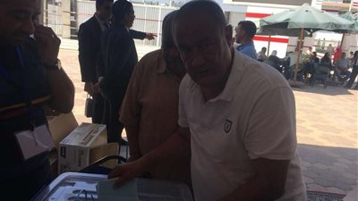علاء مقلد يشارك في انتخابات الزمالك| صور