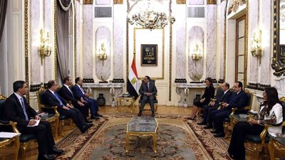 رئيس الوزراء يلتقي وزيري الاقتصاد والتجارة وتكنولوجيا المعلومات اللبنانيين