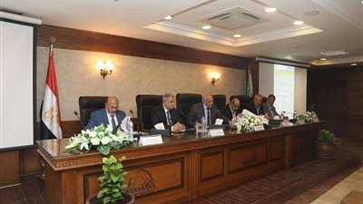 الجيزة تنفذ 14 مشروع بقطاع مياه الشرب لمواجهة أي انقطاعات