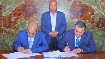 النقل توقع عقد اتفاق إدارة وتشغيل وصيانة العبارتين 