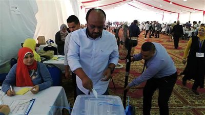 إسماعيل يوسف يشارك في إنتخابات الزمالك| صور