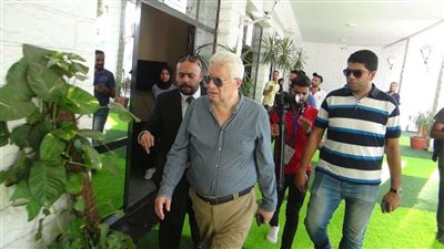 وصول مرتضى منصور وأحمد جلال لمقر نادي الزمالك| صور