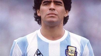 مارادونا مديرا فنيا لجيمناسيا لابلاتا الأرجنتيني