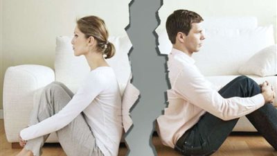 بـ211 ألف حالة.. الطلاق يقتحم 