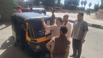 الحكومة تبدأ في إحلال السيارات بدلًا من التوكتوك.. وبرلماني: خطوة جيدة تحتاج إلى دراسة