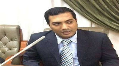 خبير اقتصادي: إلغاء الدولار الجمركي يساهم في القضاء على التشوهات السعرية للدولار