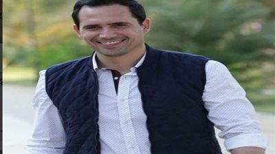 على طريقتة الخاصة.. ظافر العابدين يروج لـ