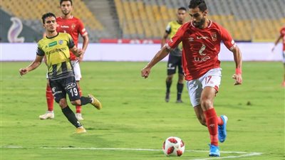 رسمياَ.. المقاولون العرب يتعاقد مع مهاجم الأهلي