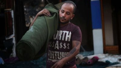 صور ترصد الخسائر التي تسبب فيها حريق وكالة البلح