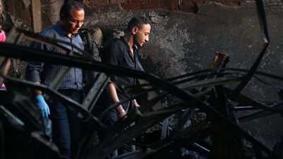 شاهد عيان: ماس كهربائي وراء حريق وكالة البلح