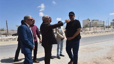 محافظ مطروح يوجه بتنسيق مدخل موزع المياه بالكيلو 8